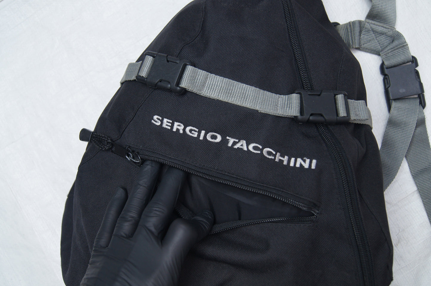 Vintage Sergio Tacchini Sling-Bag