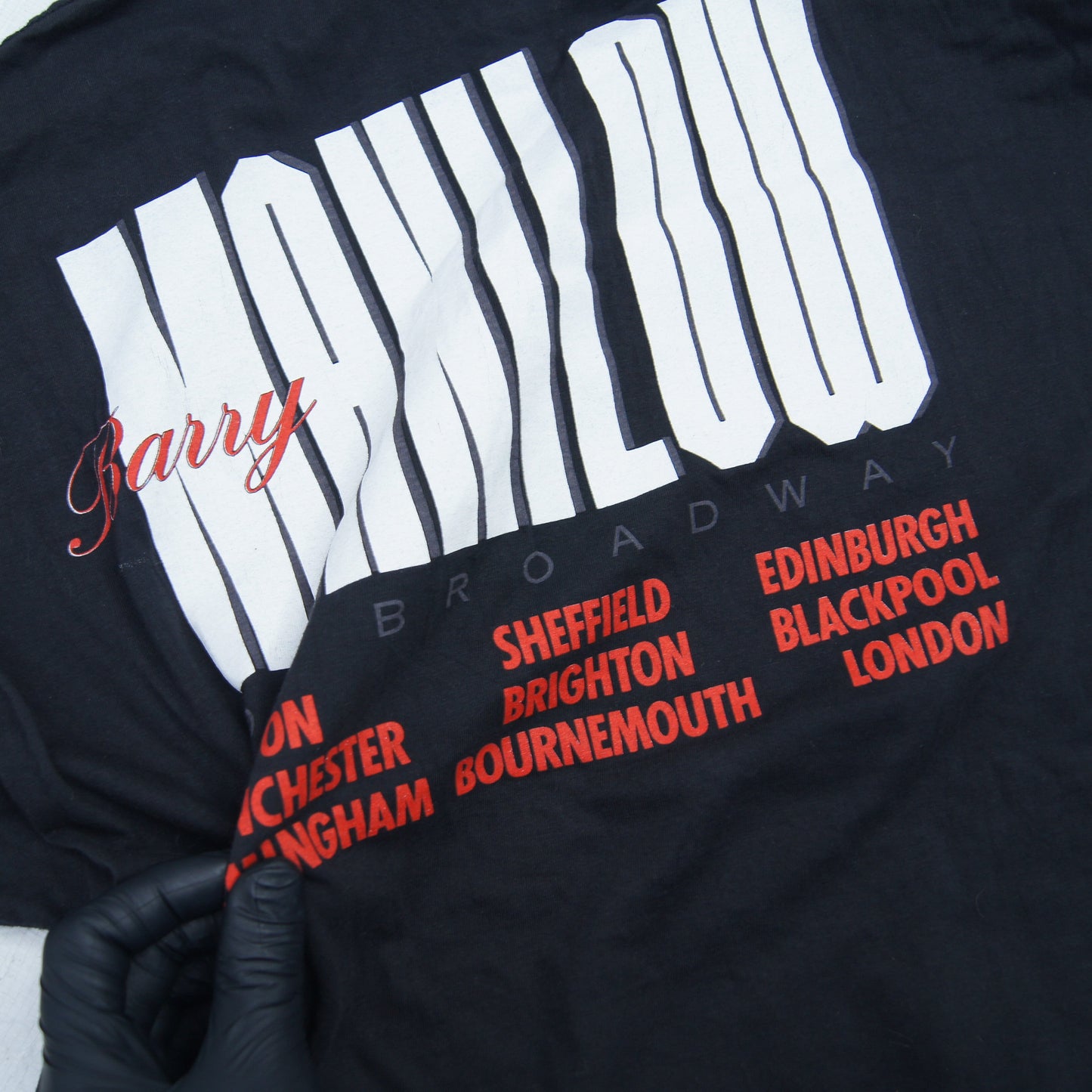 1989 Barry Manilow T-Shirt [XL]