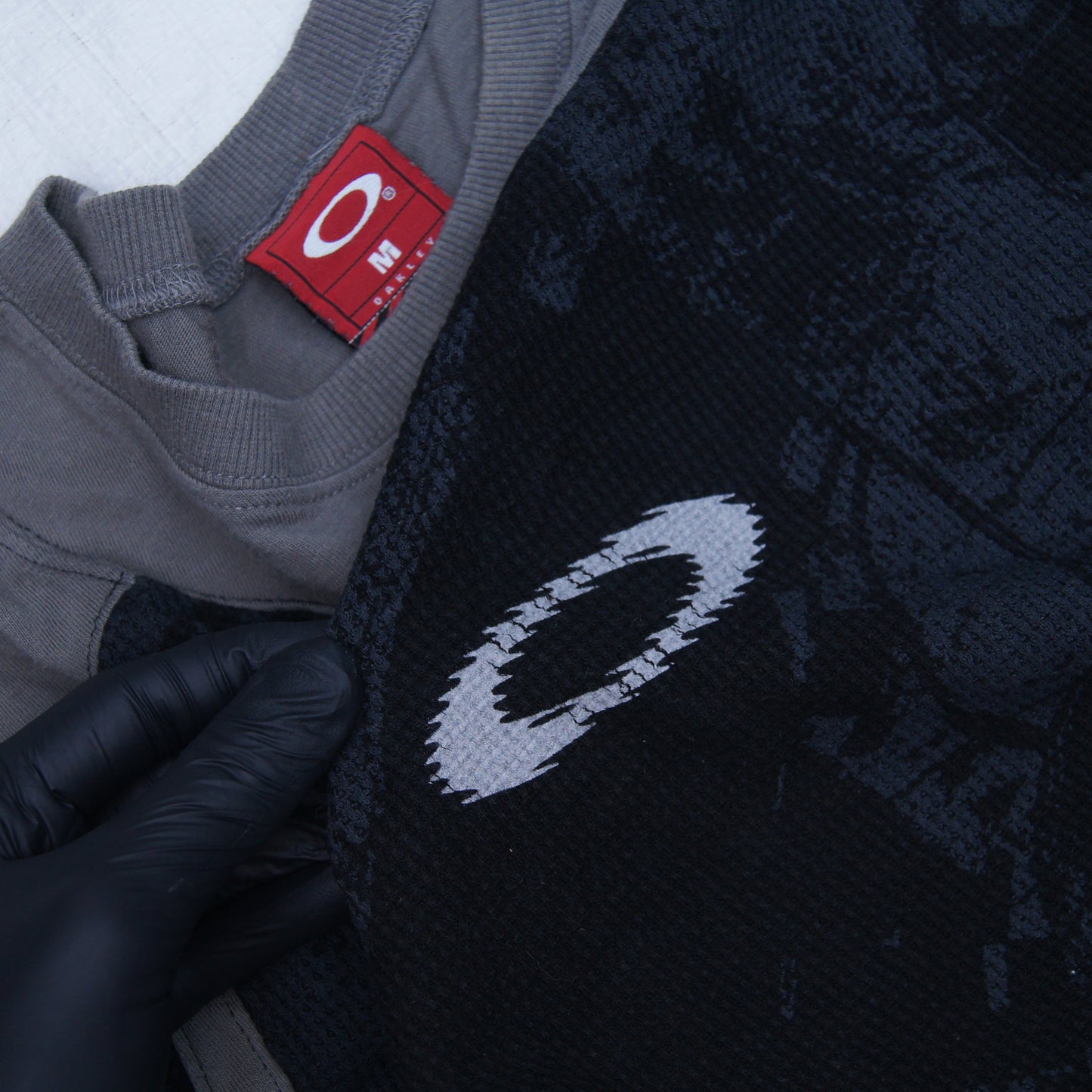 2000s Oakley Waffled Longsleeve [M]