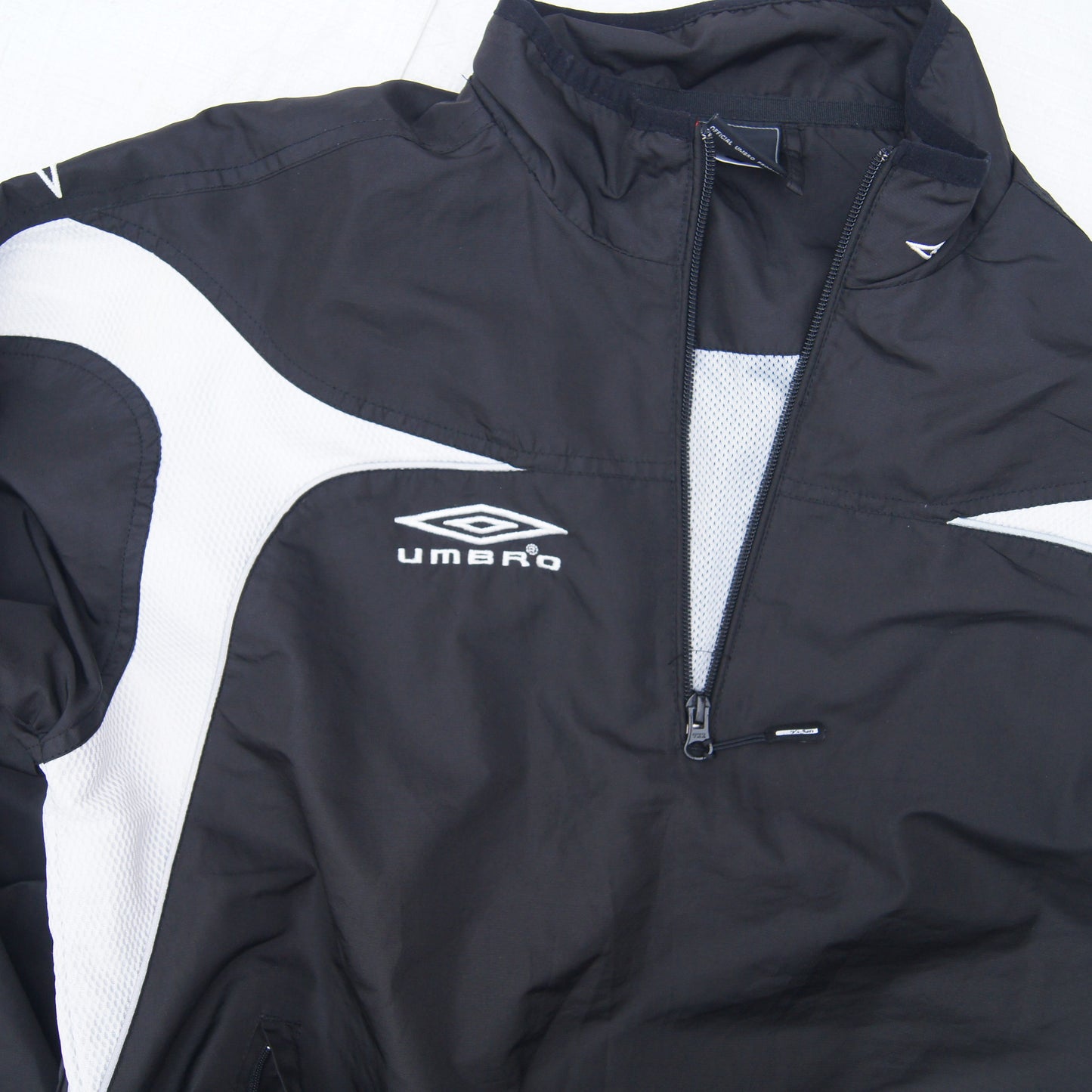 2000s Vintage Umbro Halfzip [M/L]