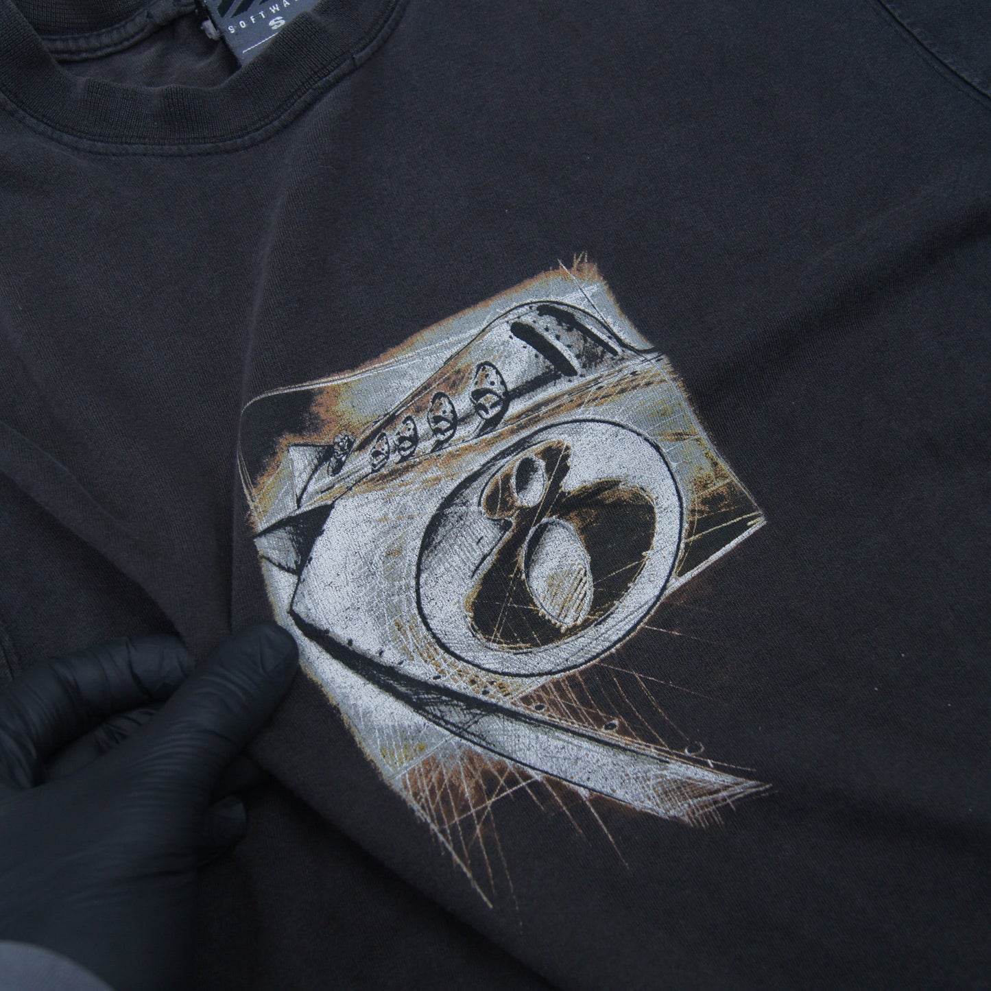 Early 2000s Oakley Software 8-Ball T-Shirt [S]
