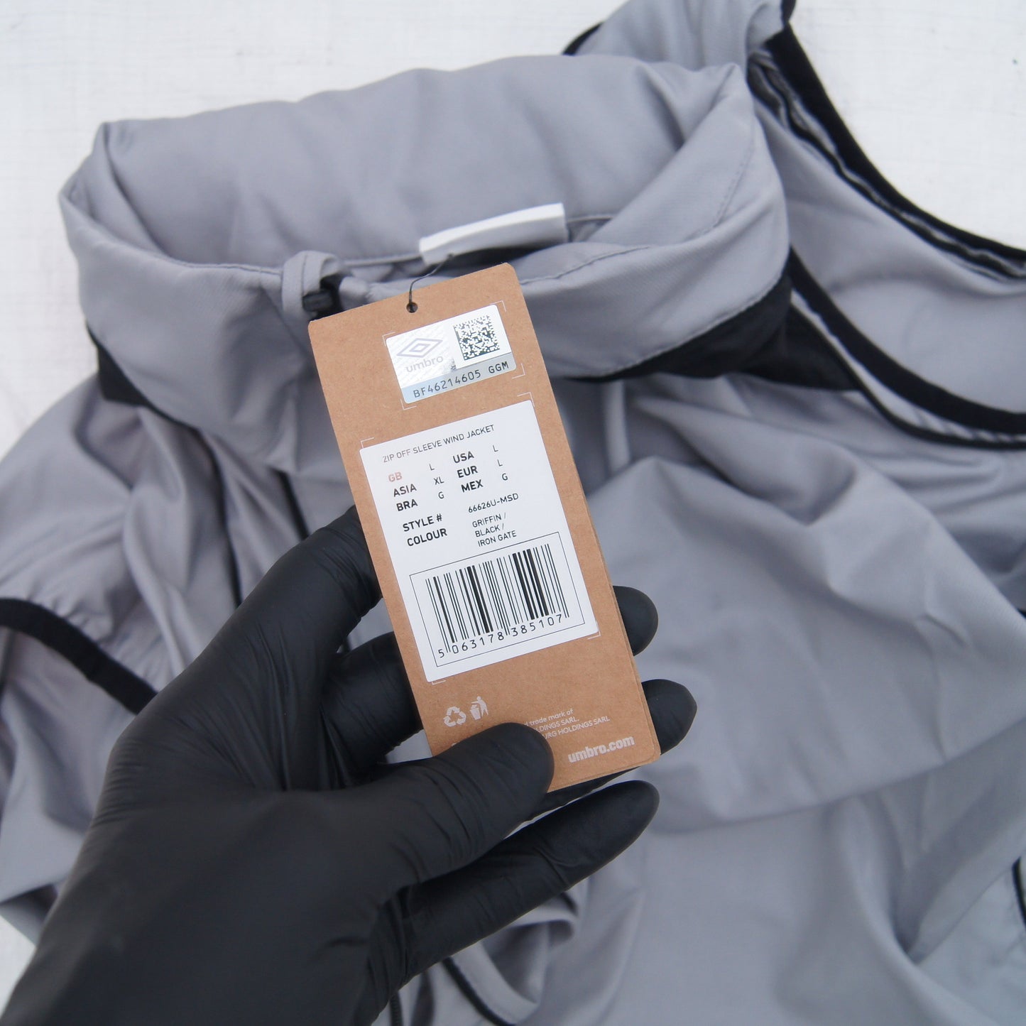 Umbro Trackjacket [removable sleeves] [L]