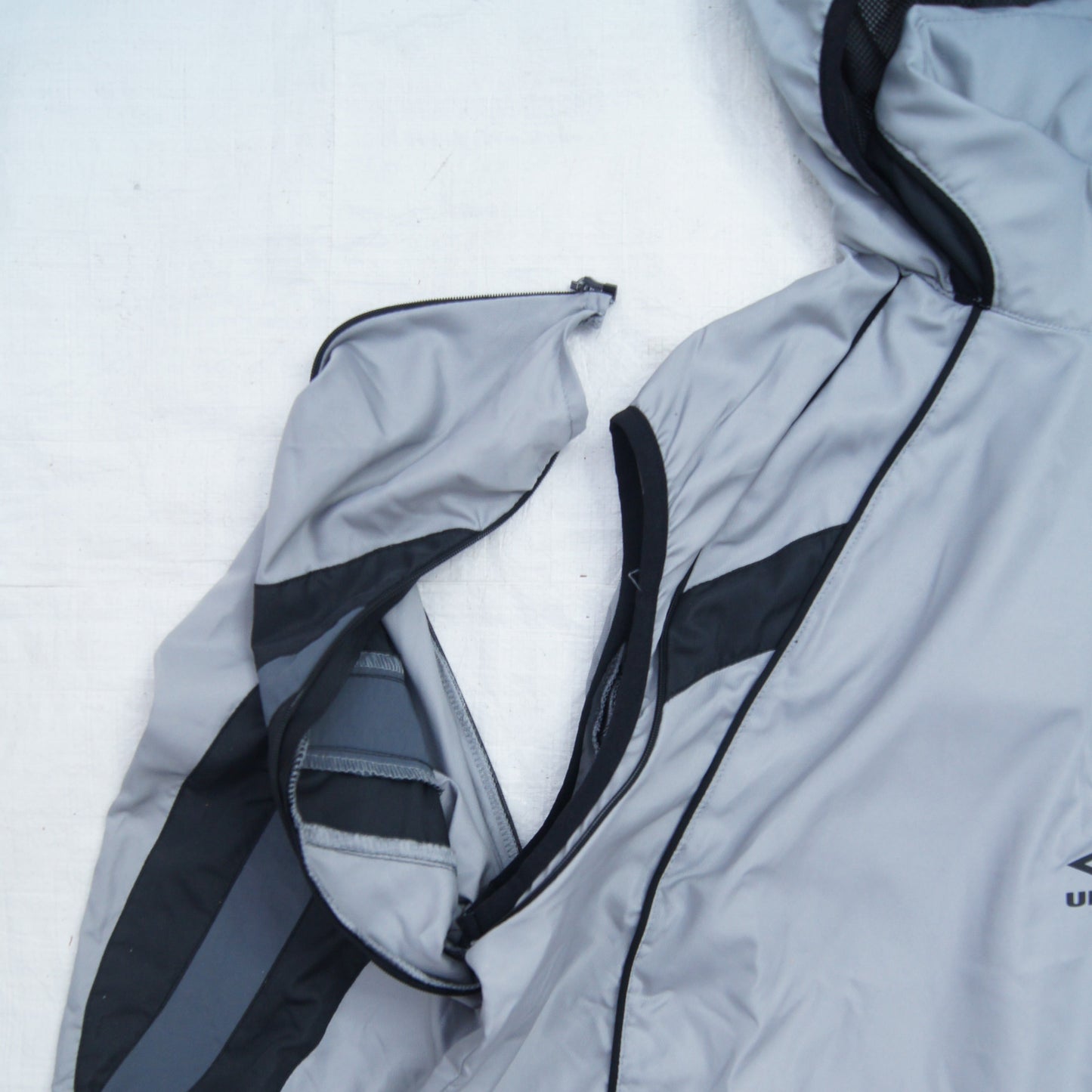 Umbro Trackjacket [removable sleeves] [L]