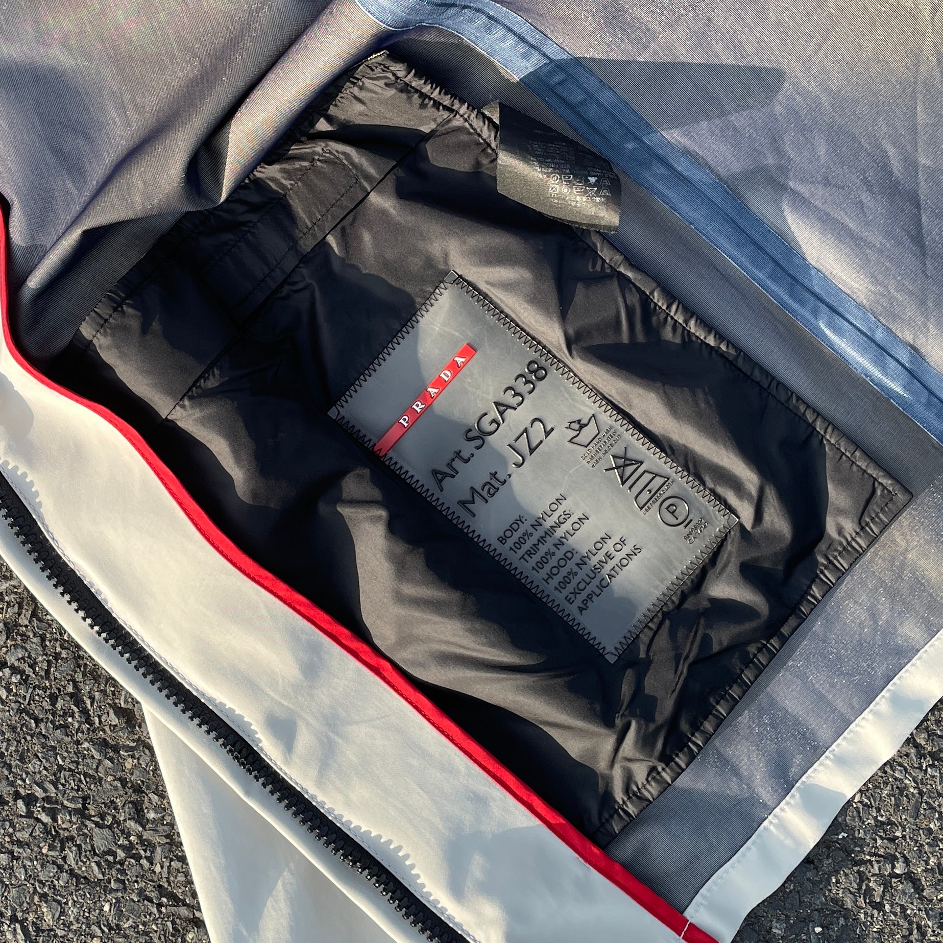 ジャケット・アウター 2003 PRADA LUNA ROSSA GORE-TEX jacket 81C8EBA0-E282-42E4-98C7-