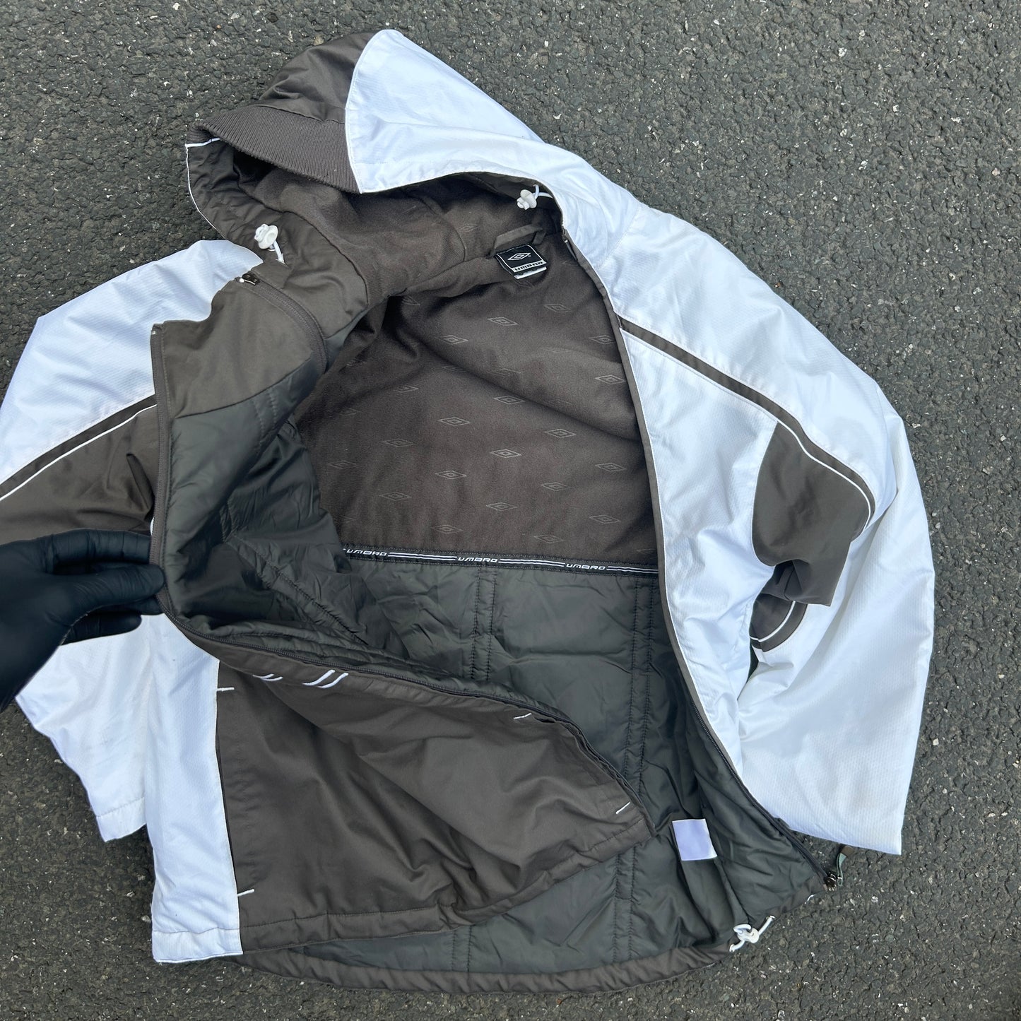 2000s Umbro Jacket [M Fits L & XL]