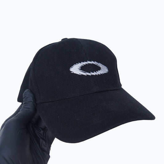2000s Oakley Motion Logo Cap